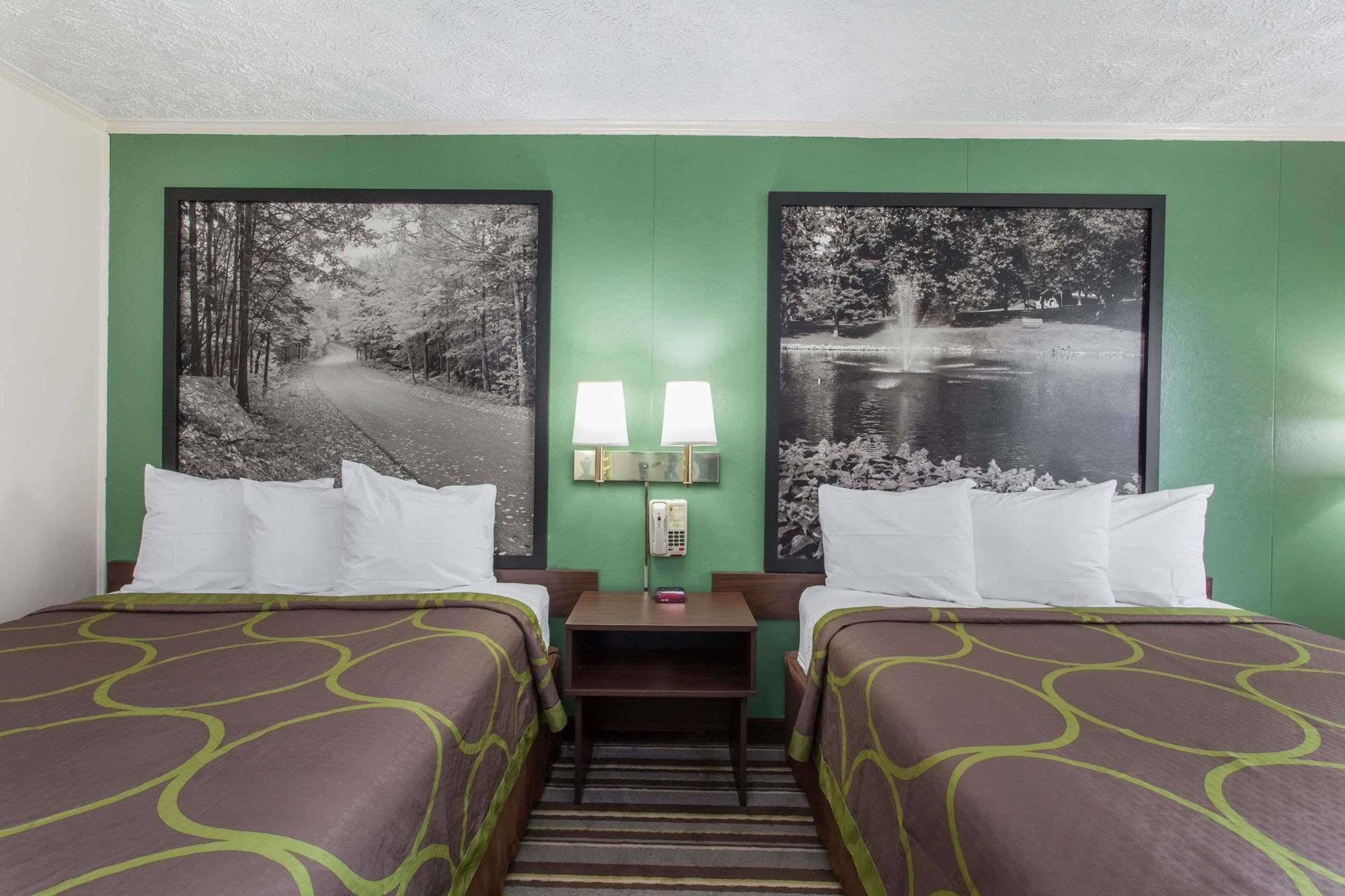 Syracuse Inn شرق سيراكيوز المظهر الخارجي الصورة