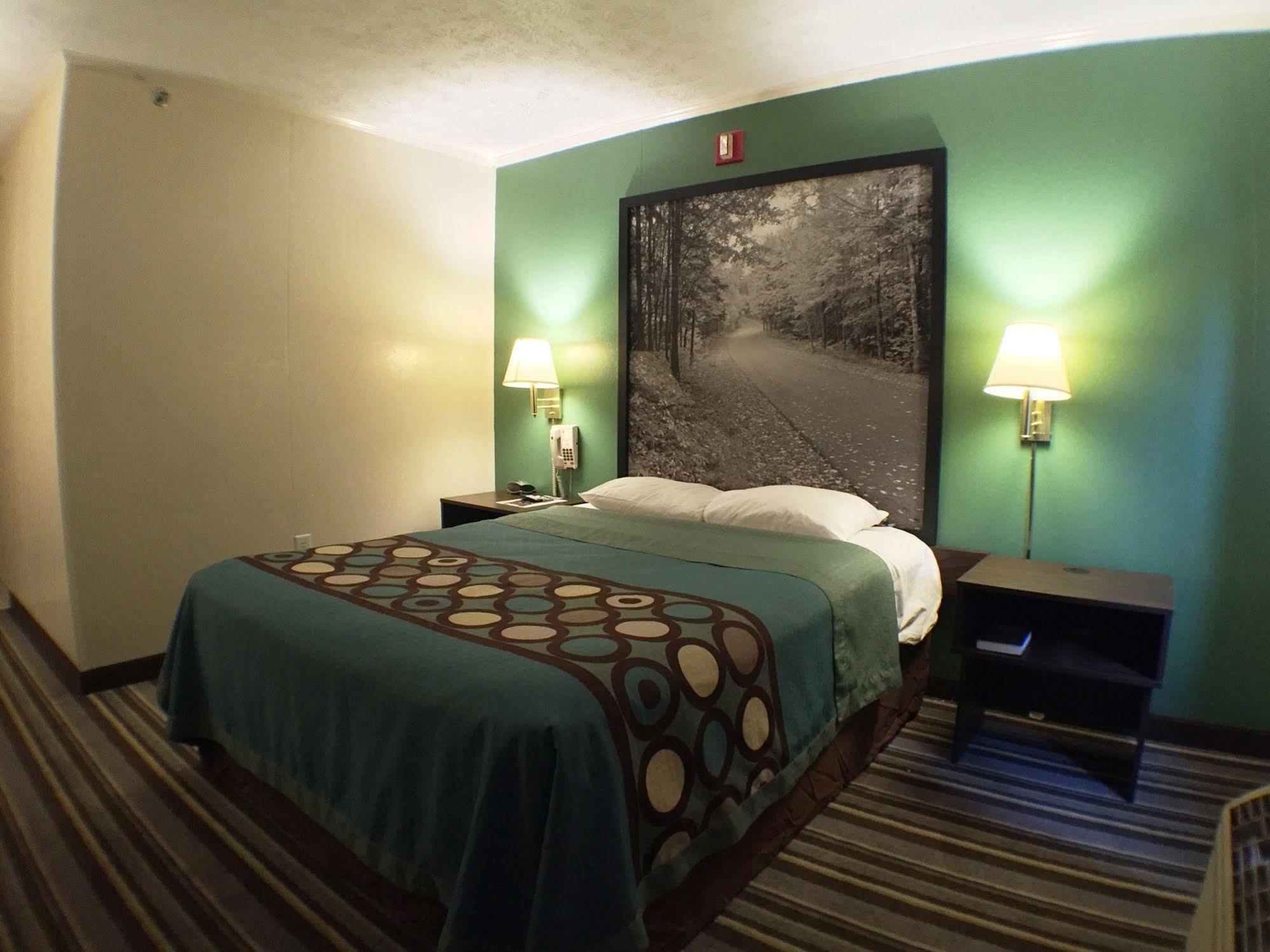Syracuse Inn شرق سيراكيوز المظهر الخارجي الصورة